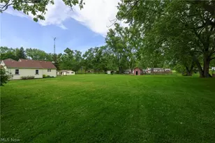 5185 Richville Dr SW, Navarre, OH 44662 - Photo 15
