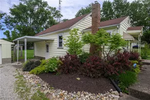 5185 Richville Dr SW, Navarre, OH 44662 - Photo 3