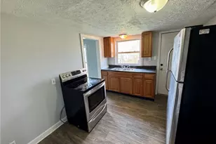 1217 Shriver Ave NE, Canton, OH 44705 - Photo 15