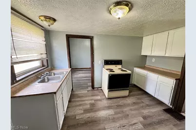 1217 Shriver Avenue NE, Canton, OH 44705 - Photo 27