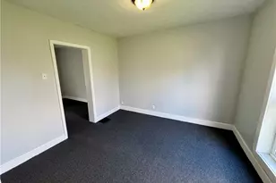 1217 Shriver Ave NE, Canton, OH 44705 - Photo 11