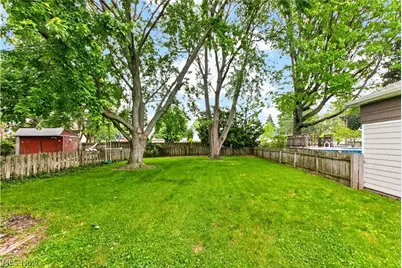 6806 Dartworth Drive, Parma, OH 44129 - Photo 7