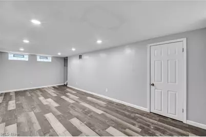 16911 Throckley Avenue, Loveland, OH 44128 - Photo 17