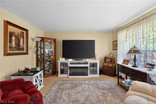 1105 Birch Ln, Loveland, OH 44109 - Photo 7