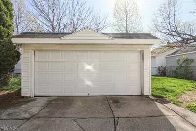 2075 Lewis Drive, Oakwood, OH 44107 - Photo 33