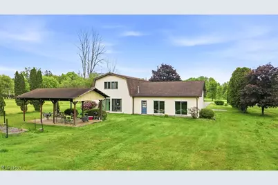 6667 Chestnut Ridge Road, Hubbard, OH 44425 - Photo 3