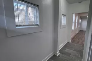 1439 W 52nd St, Loveland, OH 44102 - Photo 9