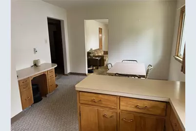 905 Carnegie Avenue, Akron, OH 44314 - Photo 11