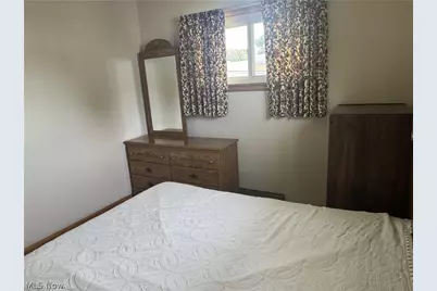 905 Carnegie Avenue, Akron, OH 44314 - Photo 15