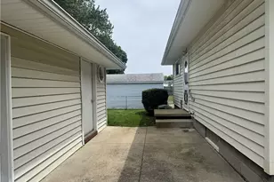 905 Carnegie Ave, Akron, OH 44314 - Photo 3