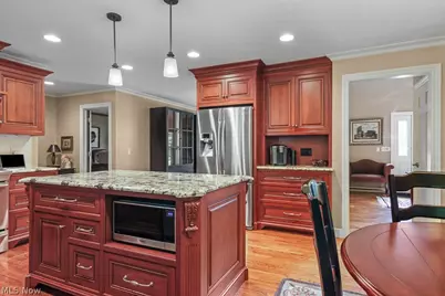296 Brookrun Drive, Copley, OH 44321 - Photo 13