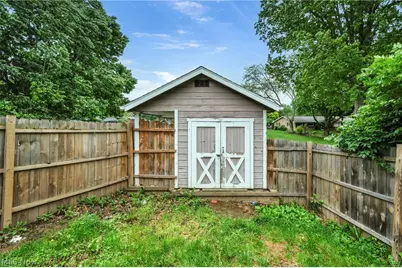 4841 Glenennis Circle NW, Canton, OH 44708 - Photo 35