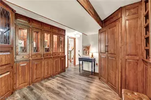 1070 Congress Lake Rd, Mogadore, OH 44260 - Photo 33