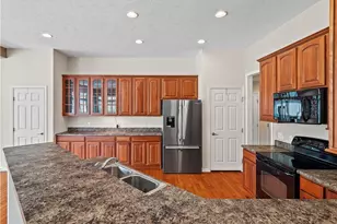 39183 Woodland Trail, Avon, OH 44011 - Photo 13