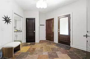 7230 Brighton Park Ct, Chagrin Falls, OH 44023 - Photo 27