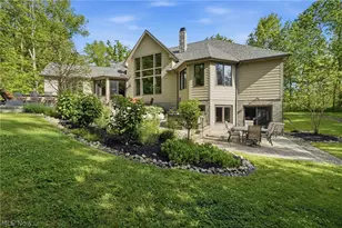 7230 Brighton Park Ct, Chagrin Falls, OH 44023 - Photo 47