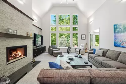 7230 Brighton Park Court, Chagrin Falls, OH 44023 - Photo 5