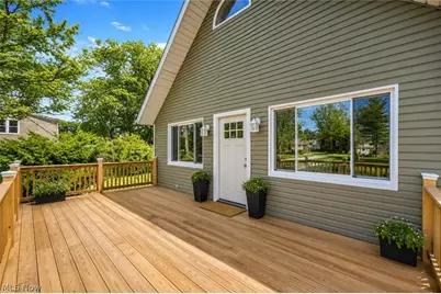 33418 Lake Shore Boulevard, Willowick, OH 44095 - Photo 3