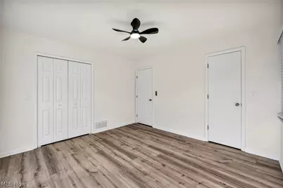 33418 Lake Shore Boulevard, Willowick, OH 44095 - Photo 23
