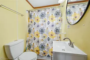 1524 S Stateline Rd, Sharon, OH 44438 - Photo 15