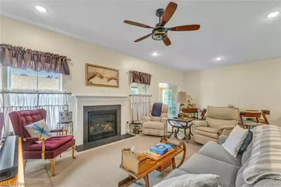 5940 Cape Hatteras, Vermilion, OH 44089 - Photo 5