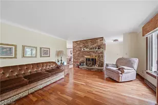 6118 Wiclif Street NE, Canton, OH 44721 - Photo 5