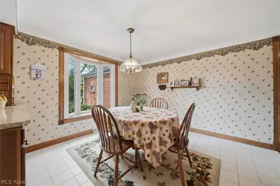 6118 Wiclif Street NE, Canton, OH 44721 - Photo 7