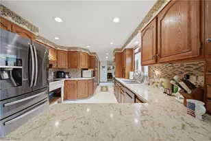6118 Wiclif Street NE, Canton, OH 44721 - Photo 11
