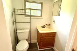 210 W Spring St, Marietta, OH 45750 - Photo 13