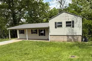 210 W Spring St, Marietta, OH 45750 - Photo 1