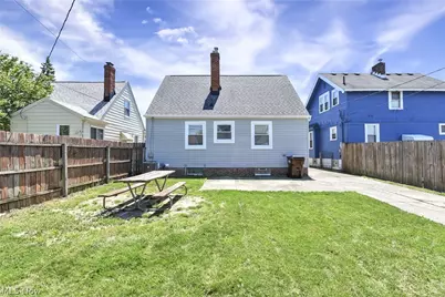 6214 Snow Road, Parma, OH 44129 - Photo 9
