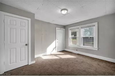 1282 Pondview Avenue, Akron, OH 44305 - Photo 29