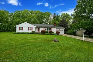 2834 Bancroft Rd, Fairlawn, OH 44333 - Photo 3