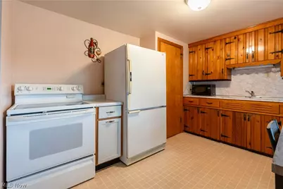 421 19th Street NE, Massillon, OH 44646 - Photo 7