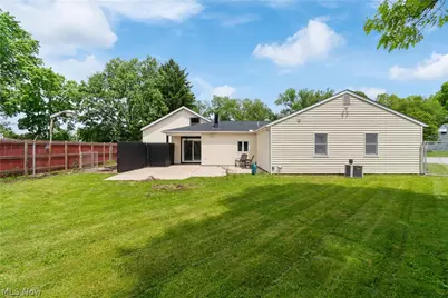 1222 Janis Avenue, Akron, OH 44314 - Photo 7