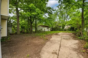 13605 Argus Ave, Loveland, OH 44110 - Photo 39
