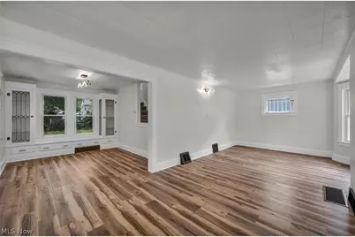 13605 Argus Avenue, Loveland, OH 44110 - Photo 5