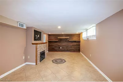 6136 N Canterbury Road, Parma, OH 44129 - Photo 23