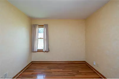 6136 N Canterbury Road, Parma, OH 44129 - Photo 13