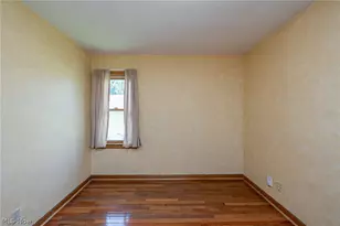 6136 N Canterbury Rd, Parma, OH 44129 - Photo 13