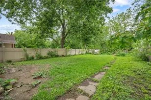 1722 Washington Ave, Lorain, OH 44052 - Photo 27