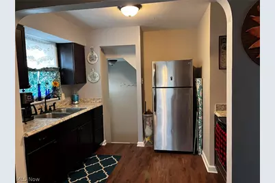 7618 Wooster Parkway, Parma, OH 44129 - Photo 5