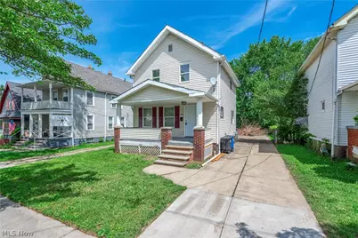 8005 Vineyard Avenue, Loveland, OH 44105 - Photo 1
