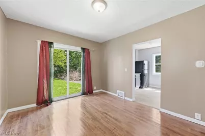 8005 Vineyard Avenue, Loveland, OH 44105 - Photo 19