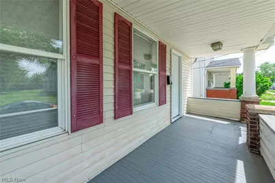 8005 Vineyard Avenue, Loveland, OH 44105 - Photo 11