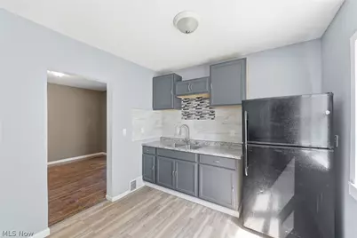 8005 Vineyard Avenue, Loveland, OH 44105 - Photo 25