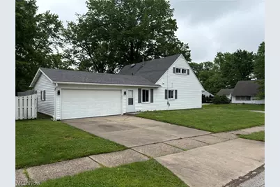 2300 Giffels Drive, Cuyahoga Falls, OH 44221 - Photo 1