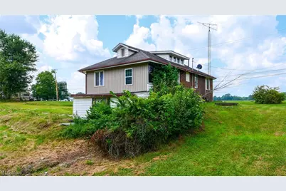 11480 Aebi Avenue NE, Alliance, OH 44601 - Photo 31