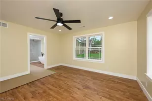 1545 Roanoke Ave, Uhrichsville, OH 44683 - Photo 11