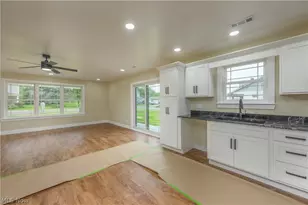 1545 Roanoke Ave, Uhrichsville, OH 44683 - Photo 7